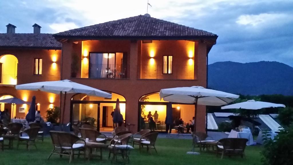 Hotel Equirelais Lomnago Exteriér fotografie