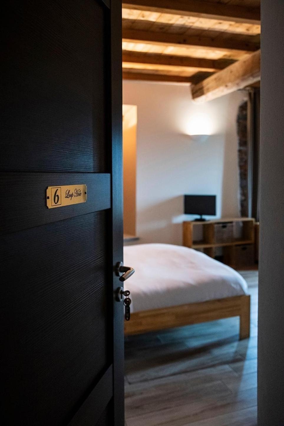 Hotel Equirelais Lomnago Exteriér fotografie