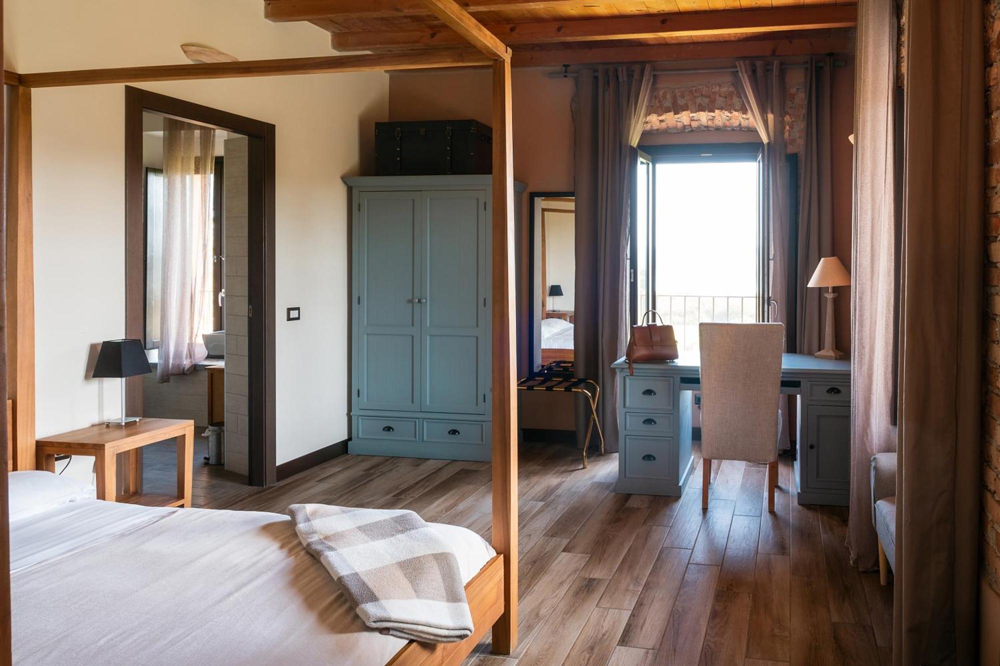 Hotel Equirelais Lomnago Exteriér fotografie